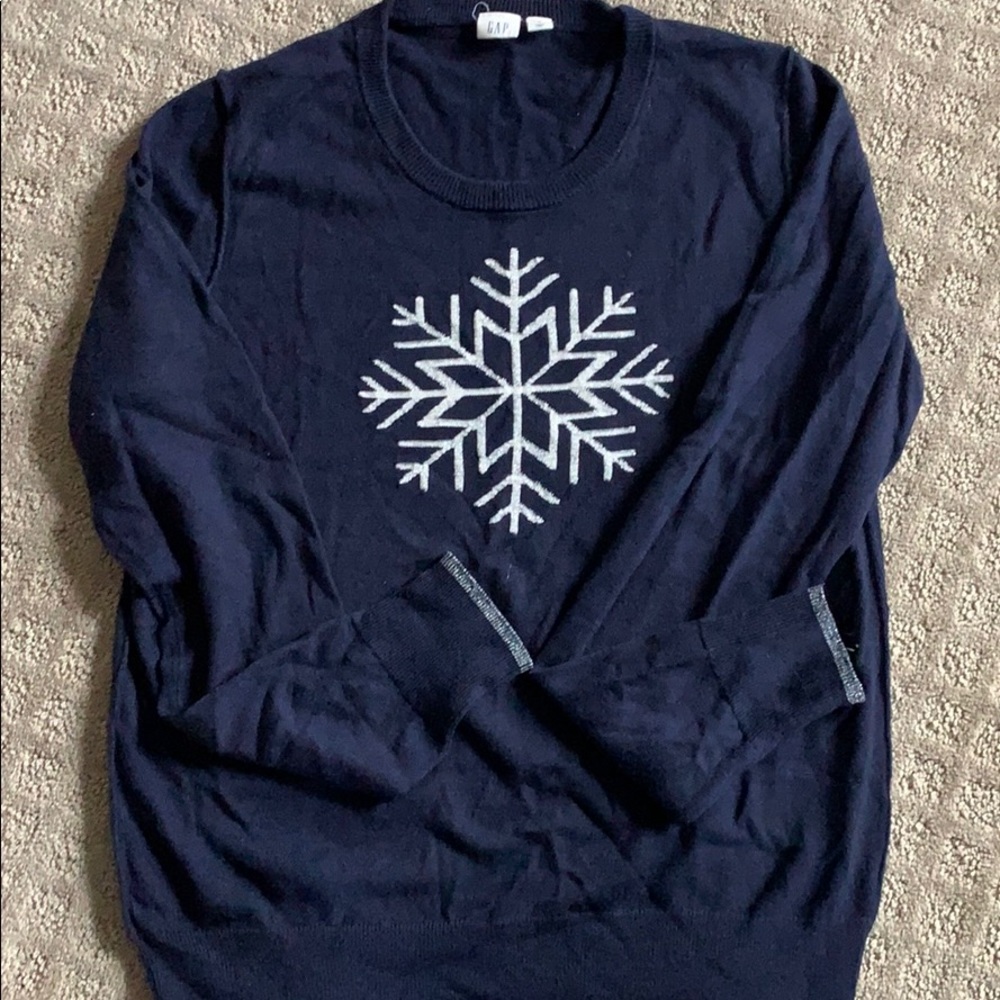Women’s navy snowflake sweater